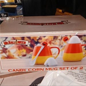 Candy corn mugs set (New )